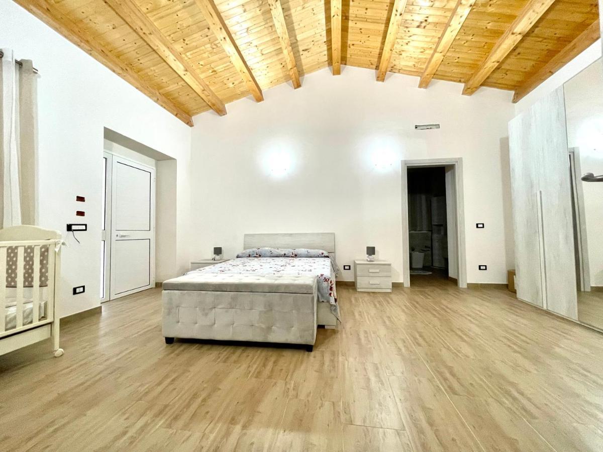Villa Nunzia Con Piscina, Sauna E Idromassaggio. Флоридия Экстерьер фото