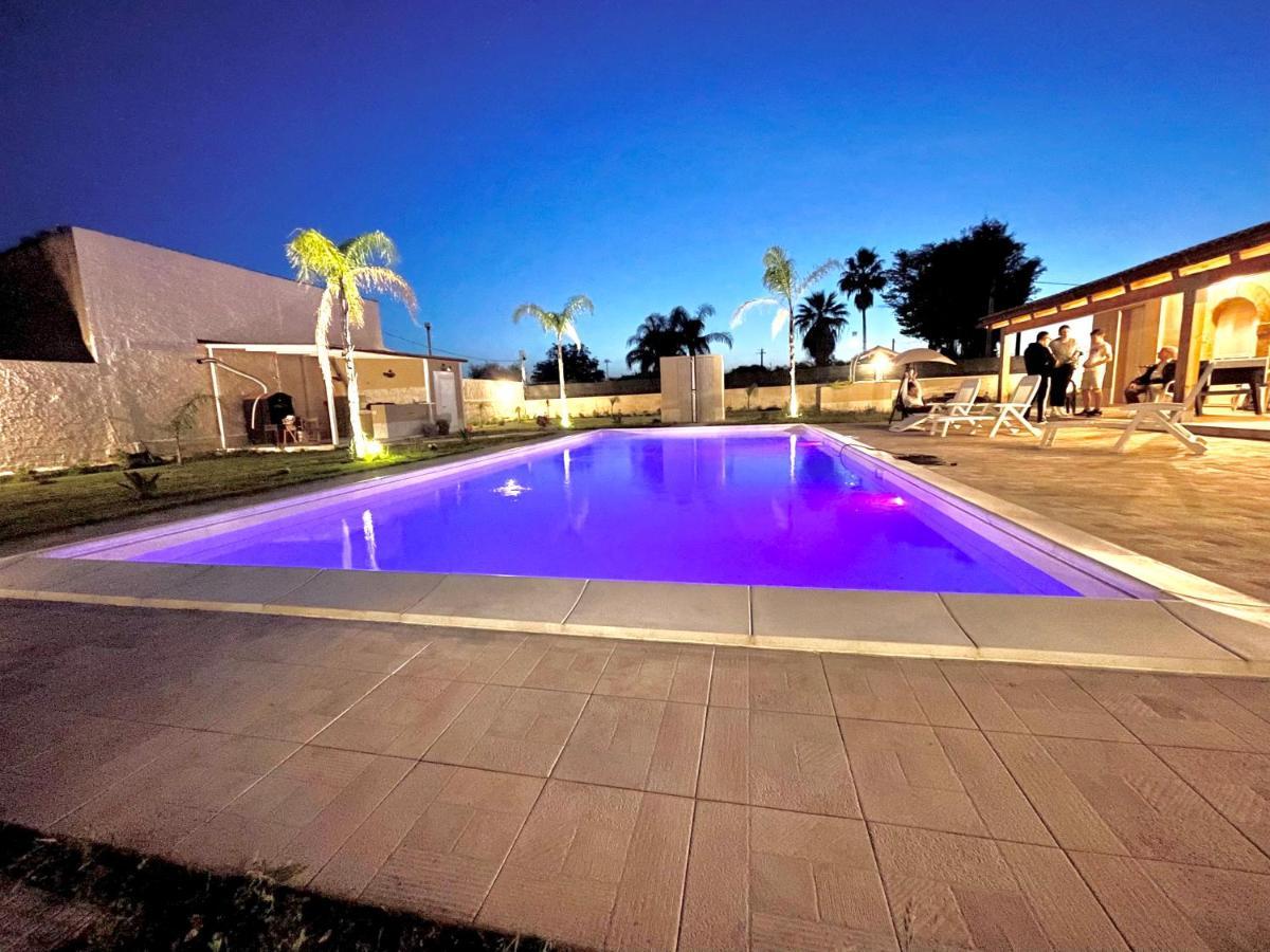 Villa Nunzia Con Piscina, Sauna E Idromassaggio. Флоридия Экстерьер фото
